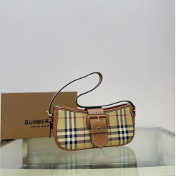 BURBERRY 26CM X 6CM X 12CM