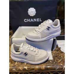 샤넬 크루즈 스니커즈 Chanel Sneakers...