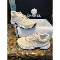 샤넬 크루즈 스니커즈 Chanel Sneakers...