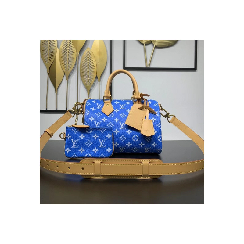 LOUISVUITTON 25CM X 15CM X 15CM