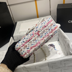 CHANEL 20CM