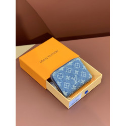 LOUISVUITTON 11CM X 8.5CM X 2CM