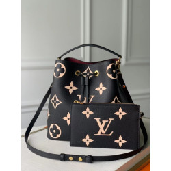 LOUISVUITTON 26CM X 26CM X...