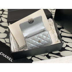 CHANEL 18CM X 10CM X 4.5CM