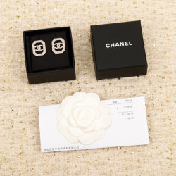 샤넬 귀걸이 MOMO -CHANEL EARRING