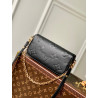 LOUISVUITTON 23.5CM X 12CM X 4.3CM