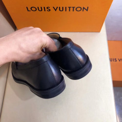 LOUISVUITTON