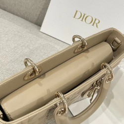 DIOR-女王 26CM