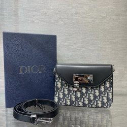 DIOR 19CM X 14CM X 4CM