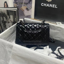 CHANEL 14CM X 19CM X 6CM