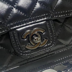 CHANEL 14CM X 19CM X 6CM