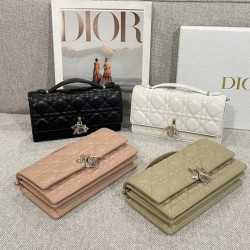 DIOR-女王 21CM X 11.5CM X 4.5CM