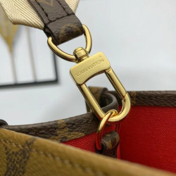 LOUISVUITTON