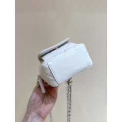 CHANEL-卡信 18CM X 13CM X 9CM