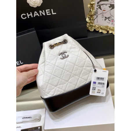 CHANEL-卡信