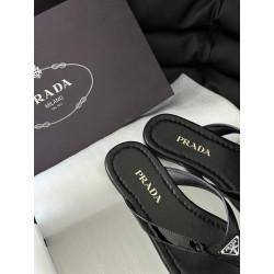 PRADA-维多利亚