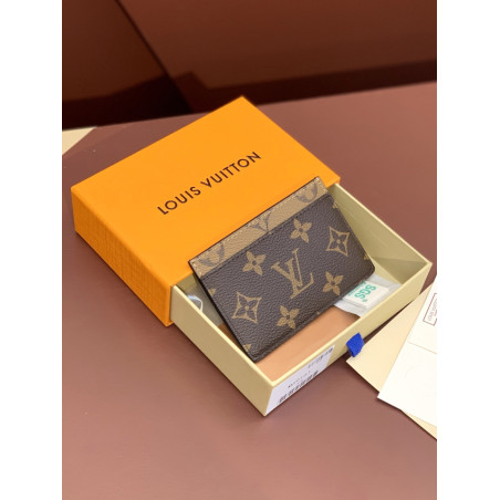 LOUISVUITTON