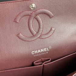 샤넬 클래식 미듐 플랩백 램스킨 은장 CHANEL CLASSIC FLAP MEDIUM | SILVER METAL 25CM