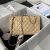 샤넬 클래식 미듐 플랩백 램스킨 금장 CHANEL CLASSIC FLAP MEDIUM | GOLD METAL 25CM