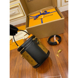 LOUISVUITTON-最佳 15CM X 17CM X 15CM