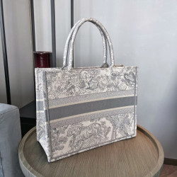 DIOR-洋洋-엔젤 36CM