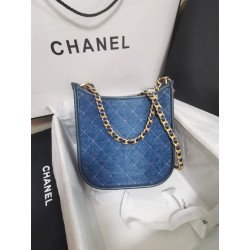 CHANEL 21CM X 23CM X 6.5CM