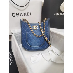 CHANEL 21CM X 23CM X 6.5CM