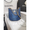 CHANEL 21CM X 23CM X 6.5CM