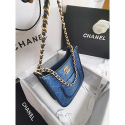 CHANEL 21CM X 23CM X 6.5CM