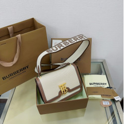 BURBERRY 21CM X 6CM X 16CM