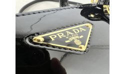 PRADA 20CM X 14.5CM X 9.5CM