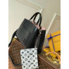 LOUISVUITTON 30CM X 21CM X 13CM