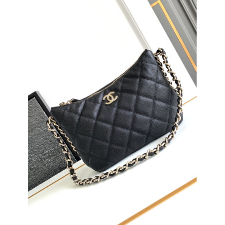 CHANEL 15.5CM X 20.5CM X 6.5CM