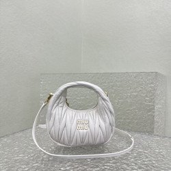 MIUMIU 17.5CM