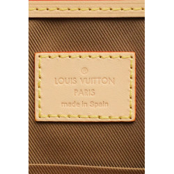 LOUISVUITTON-女王 21CM X 23CM X 10CM