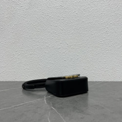 셀린느 미니 클로드 크로스백 11CM X 4CM X 8CM